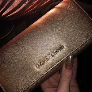 michael kors wallet